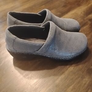 BOC Lehana C93522 Women 9 Gray Pebble Shimmer Leather Slip-On Nurses Clog Shoes